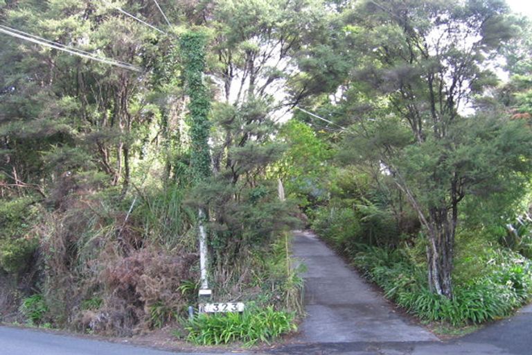 Photo of property in 323 Huia Road, Titirangi, Auckland, 0604