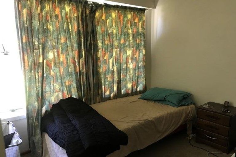 Photo of property in 13 Kipax Place, Riccarton, Christchurch, 8011