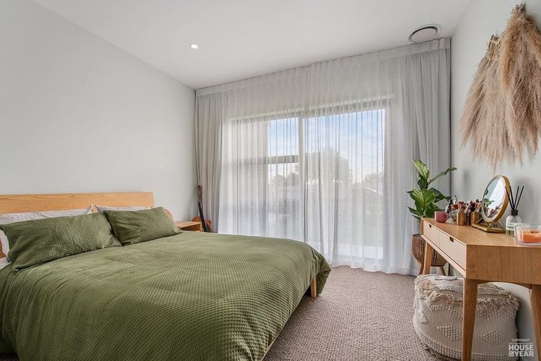 Photo of property in 2 Makete Crescent, Hobsonville, Auckland, 0618