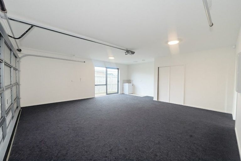 Photo of property in 6 Riria Crescent, Takanini, 2112