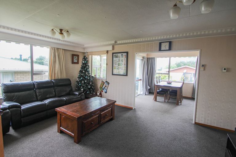 Photo of property in 39 Awamoa Road, Holmes Hill, Oamaru, 9401