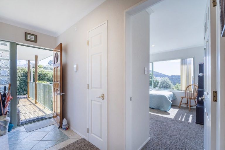 Photo of property in 8 Landel Place, Whitianga, 3510