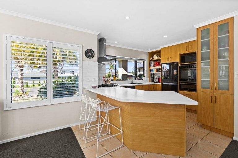 Photo of property in 24 Fairview Place, Havelock North, 4130