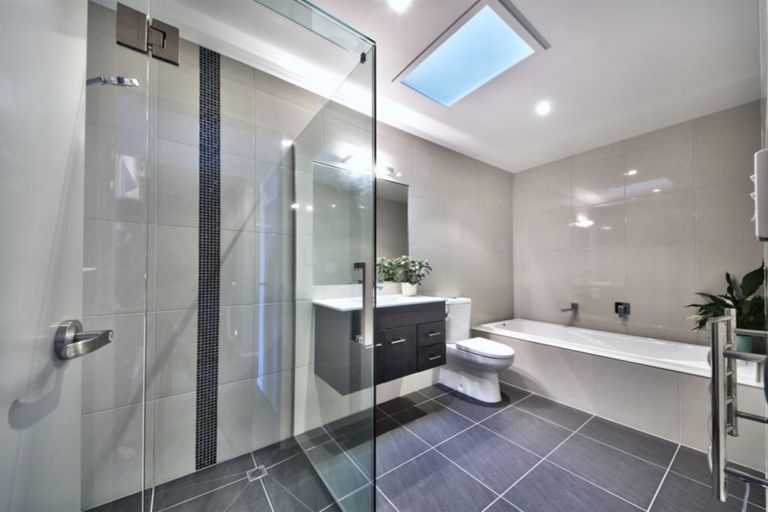 Photo of property in 60 Squadron Drive, Hobsonville, Auckland, 0616