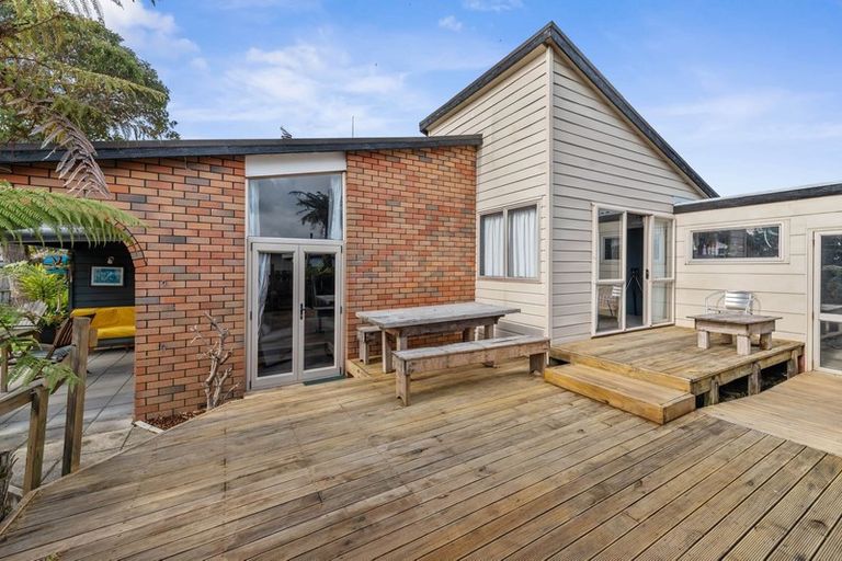 Photo of property in 10 Neri Crescent, Pomare, Rotorua, 3015