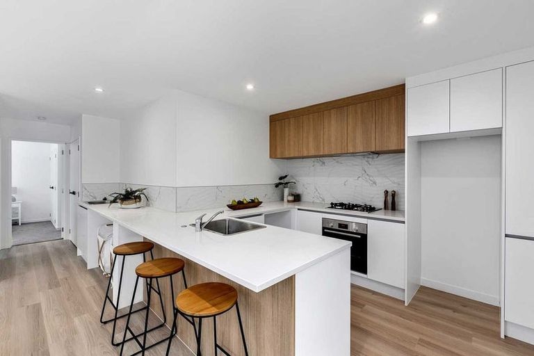 Photo of property in 3 Satchell Place, Birkenhead, Auckland, 0626