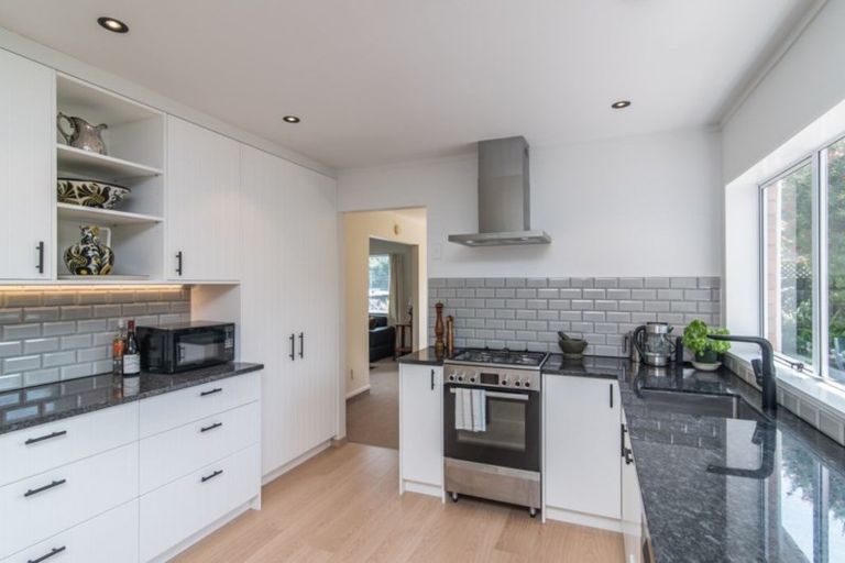 Photo of property in 16 Manly Garden, Paraparaumu Beach, Paraparaumu, 5032