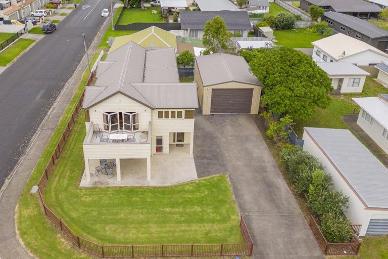 Photo of property in 8 Eyre Street, Whitianga, 3510