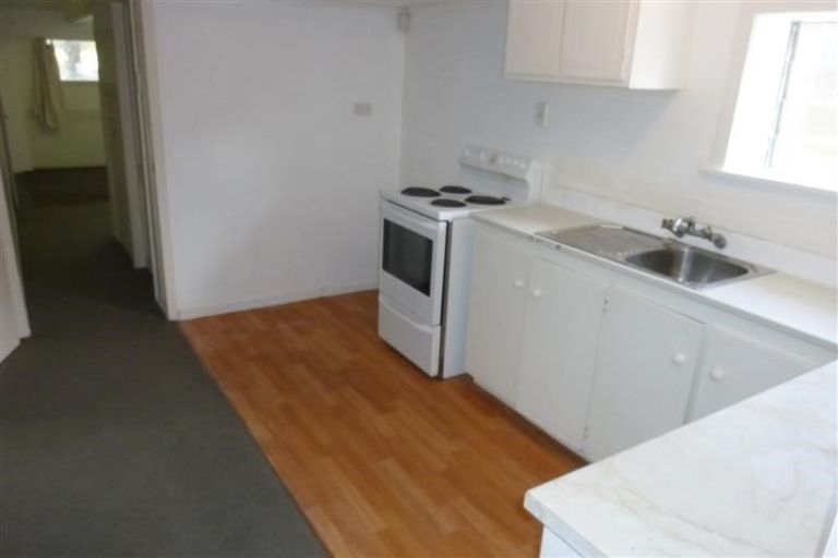 Photo of property in 49 Woodglen Road, Glen Eden, Auckland, 0602
