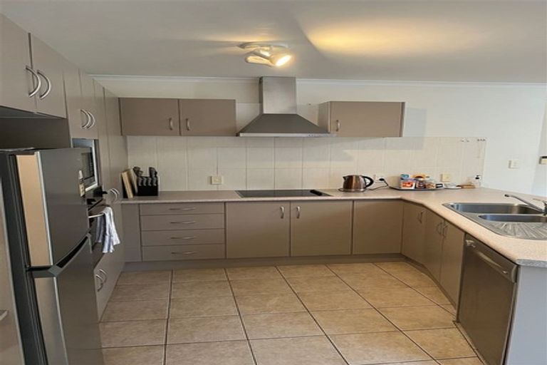 Photo of property in 90c Metcalfe Road, Ranui, Auckland, 0612