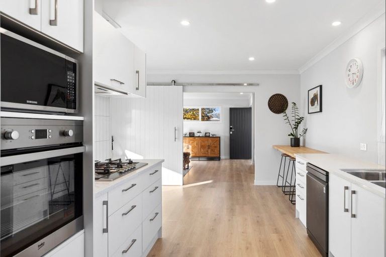 Photo of property in 4 Richmond Street, Cambridge, 3434