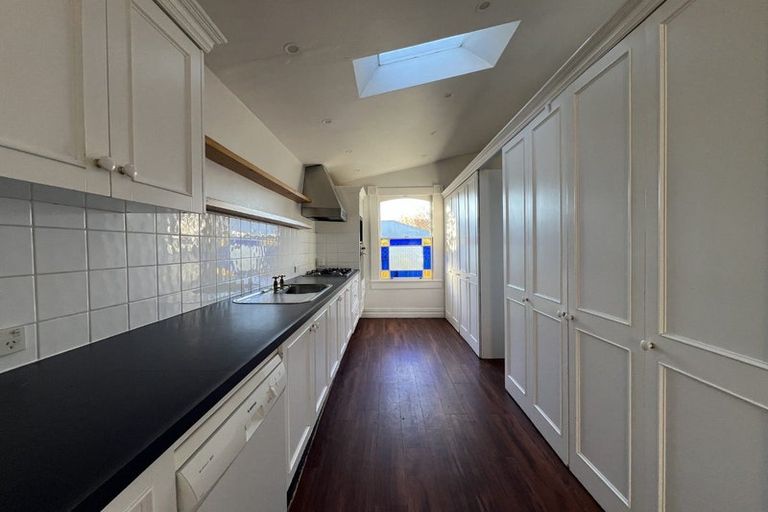 Photo of property in 39 Oxley Avenue, St Albans, Christchurch, 8014