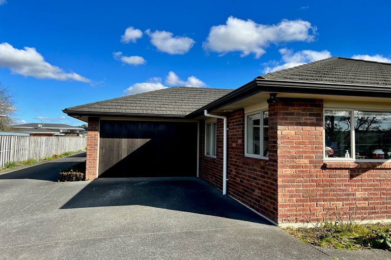 Photo of property in 30a Beresford Street, Bayswater, Auckland, 0622