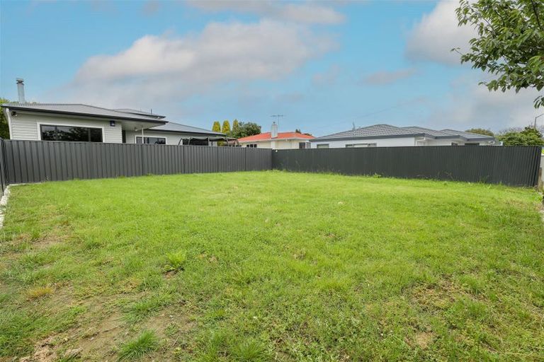 Photo of property in 43a Meeanee Road, Taradale, Napier, 4112