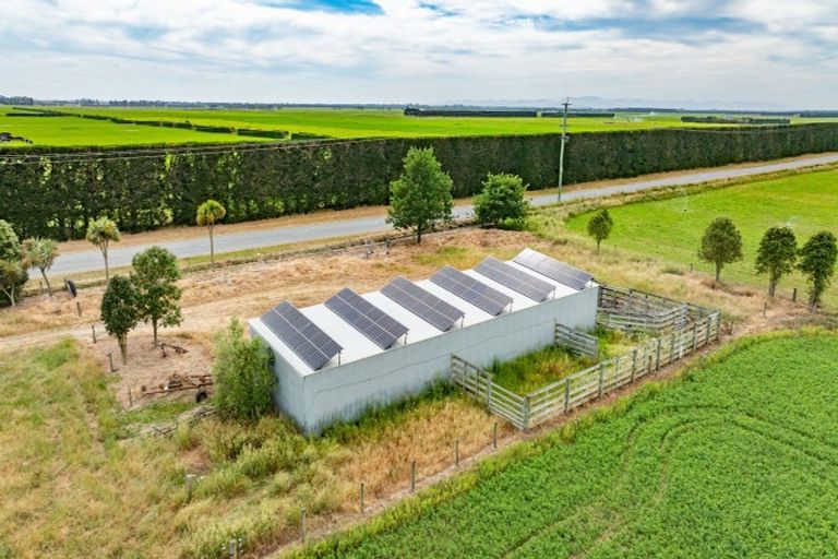 Photo of property in 375 Sharlands Road, Dunsandel, Rakaia, 7783
