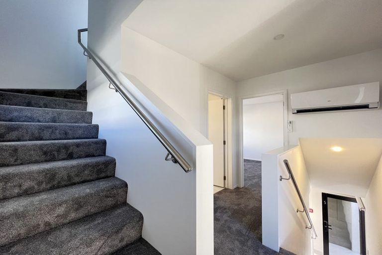 Photo of property in 8b/5 Taramea Place, Addington, Christchurch, 8024