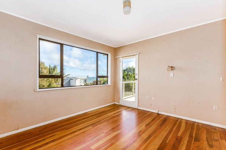 Photo of property in 5 Gordon Road, Plimmerton, Porirua, 5026