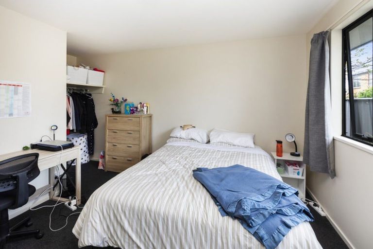 Photo of property in 16a Piko Crescent, Riccarton, Christchurch, 8041