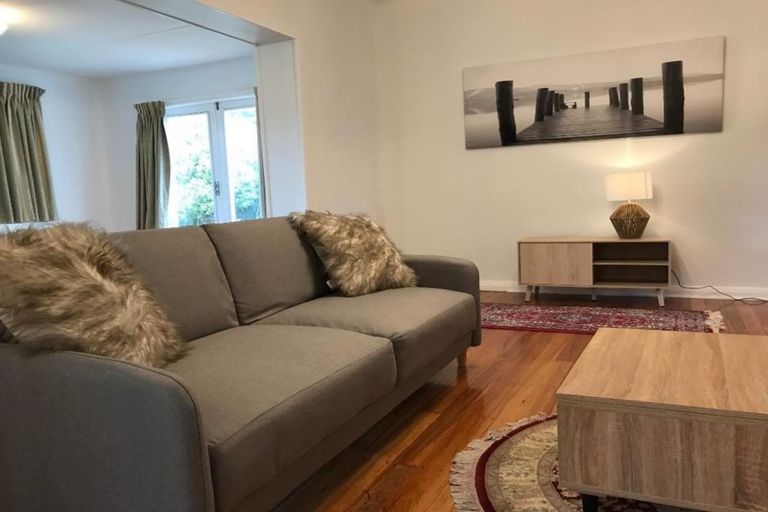 Photo of property in 15 Sunshine Avenue, Karori, Wellington, 6012