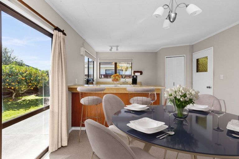 Photo of property in 30a Donegal Crescent, Tamatea, Napier, 4112