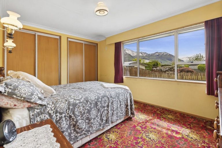 Photo of property in 27 Hunter Crescent, Wanaka, 9305