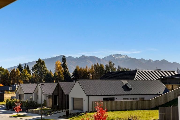 Photo of property in 54 Avalon Station Drive, Wanaka, 9305