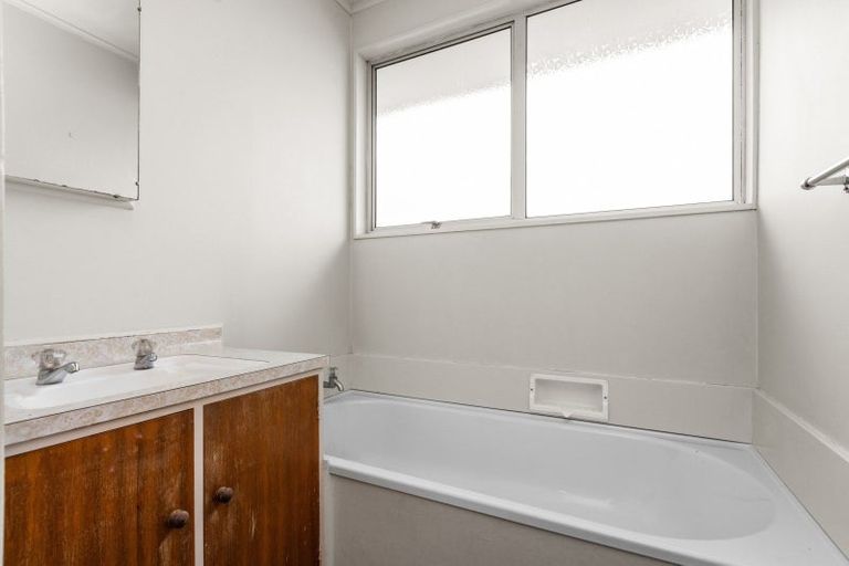 Photo of property in 2/133 Guppy Road, Taradale, Napier, 4112