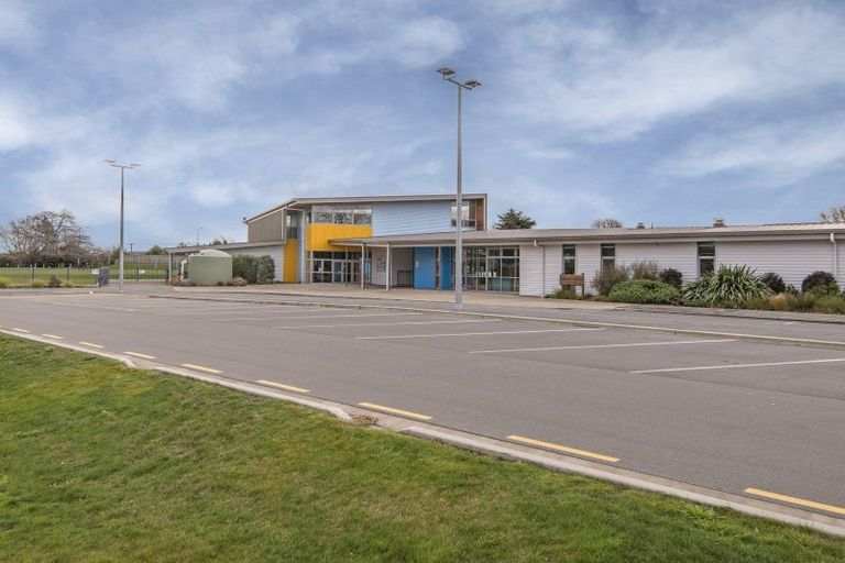 Photo of property in 37 Comer Street, Halswell, Christchurch, 8025
