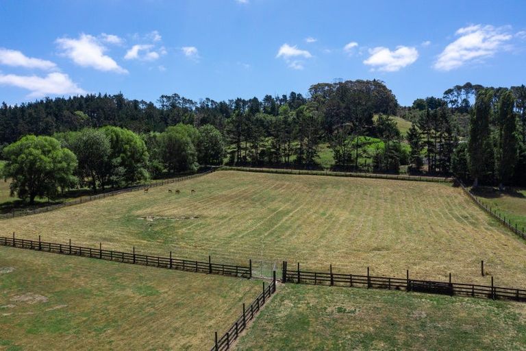 Photo of property in 8b Willow Lane, Stillwater, Silverdale, 0993