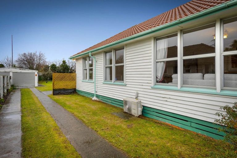 Photo of property in 18 Gregory Avenue, Islington, Christchurch, 8042