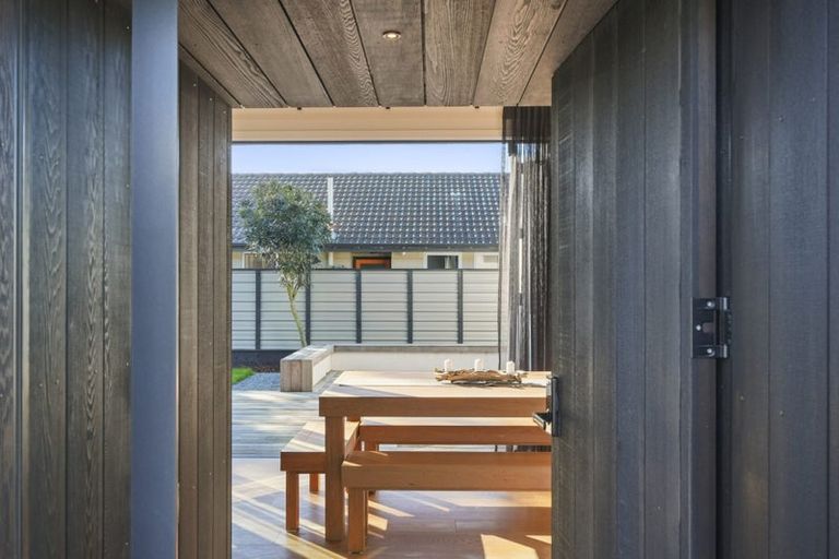 Photo of property in 19 Dunbarton Street, Redwood, Christchurch, 8051