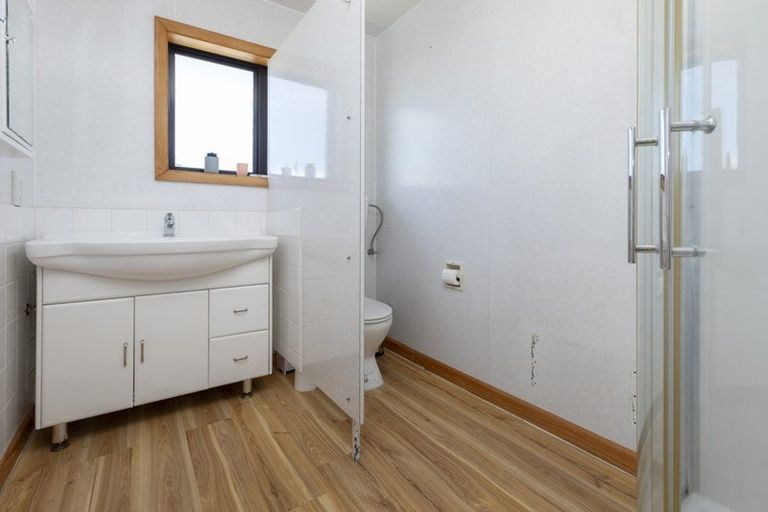 Photo of property in 18 Voss Street, Shirley, Christchurch, 8013