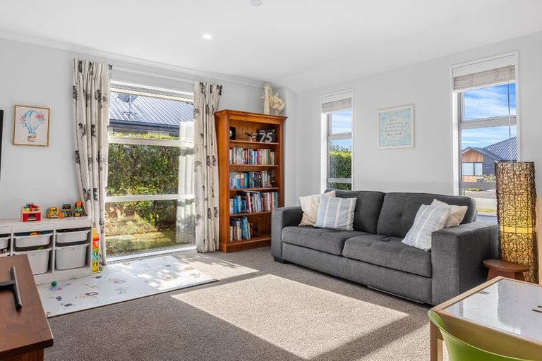 Photo of property in 8 Ellesmere Street, Marshland, Christchurch, 8083