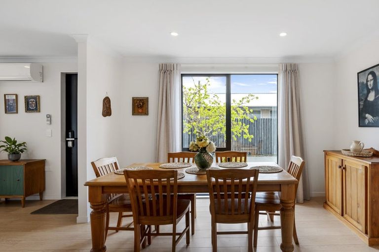 Photo of property in 31a Gamblins Road, Saint Martins, Christchurch, 8022