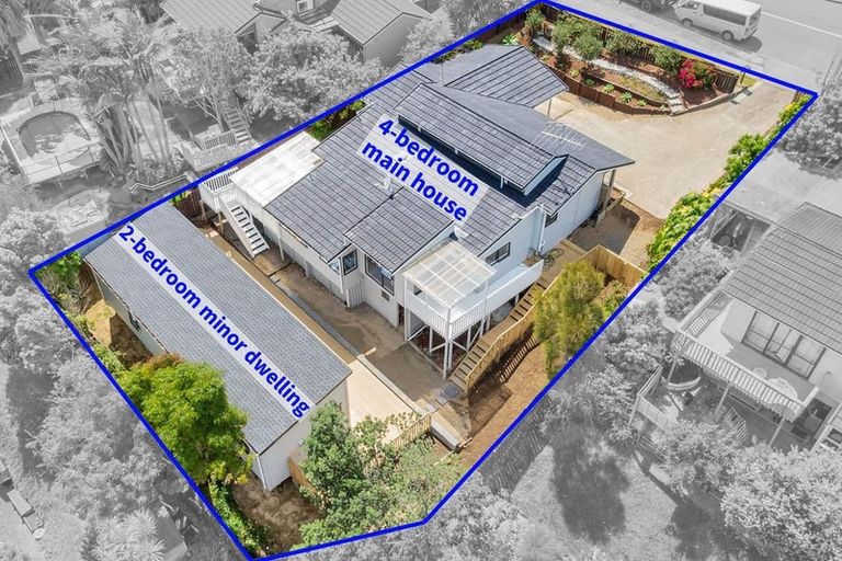 Photo of property in 34 Oaktree Avenue, Browns Bay, Auckland, 0630
