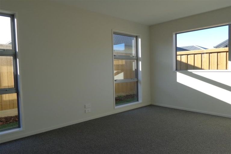 Photo of property in 17 Farnborough Way, Rolleston, 7615