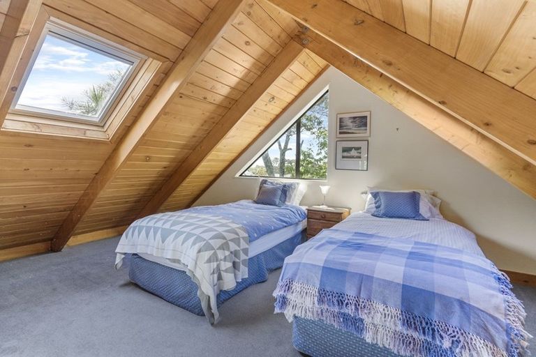 Photo of property in 107 Park Avenue, Whangamata, 3620