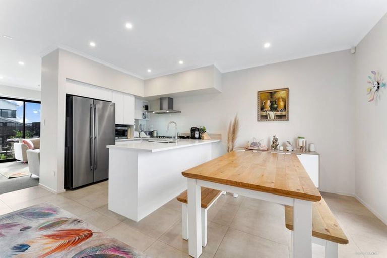 Photo of property in 12 Malcolm Calder Road, Hobsonville, Auckland, 0616