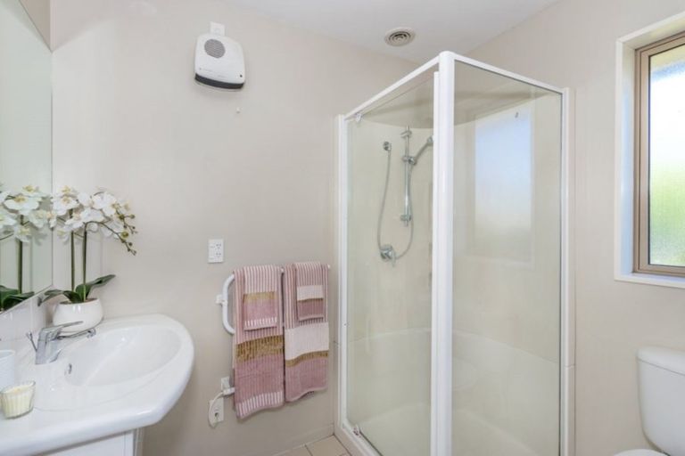 Photo of property in 9 Lassiter Green, Northwood, Christchurch, 8051