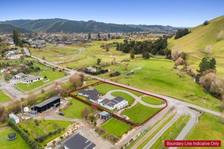 Photo of property in 174 Edward Street, Wakefield, 7025