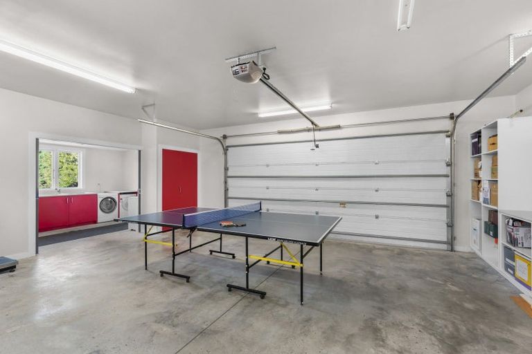 Photo of property in 190 Regent Street, Martinborough, 5711