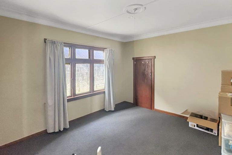 Photo of property in 402b Queen Street East, Hastings, 4122