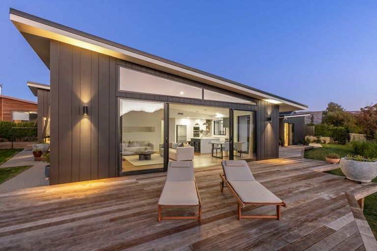 Photo of property in 41 Farrant Drive, Wanaka, 9305