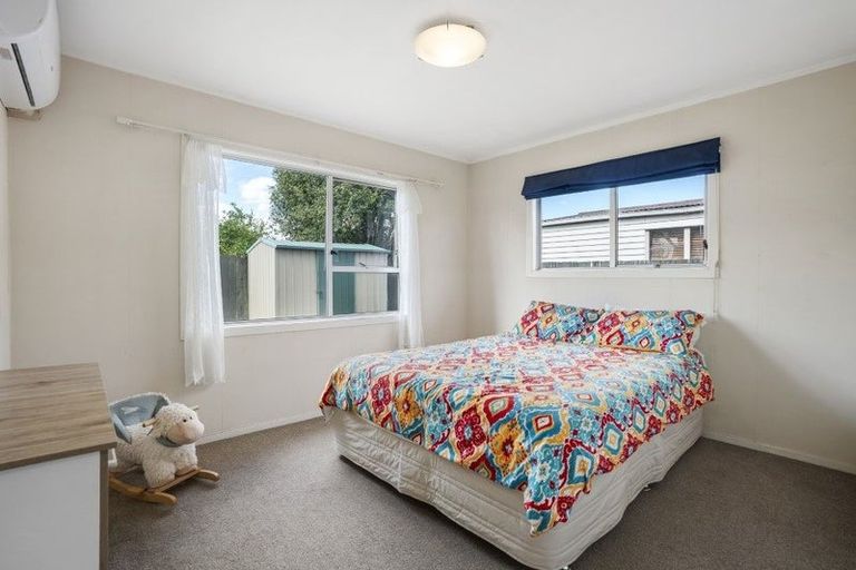 Photo of property in 7 Glengowan Place, Conifer Grove, Takanini, 2112