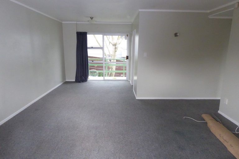 Photo of property in 3/14 Craigbank Avenue, New Lynn, Auckland, 0600