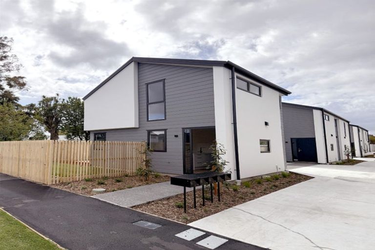 Photo of property in 55 Centennial Avenue, Riccarton, Christchurch, 8041
