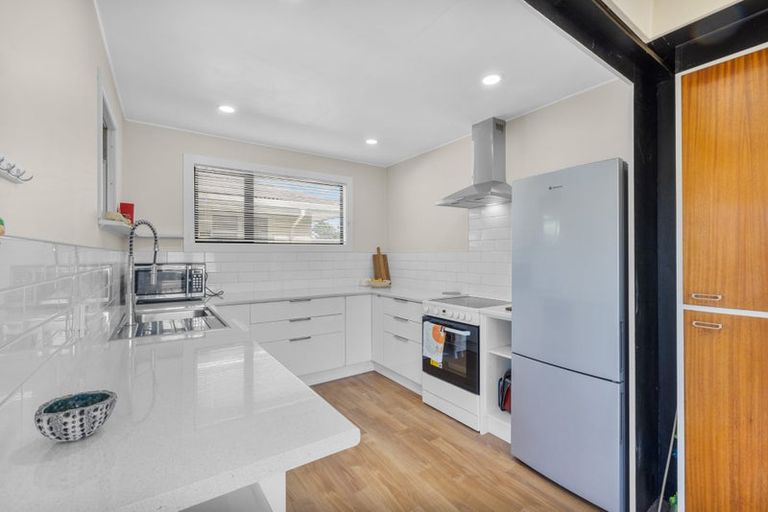 Photo of property in 5 Ruru Road, Linwood, Christchurch, 8062