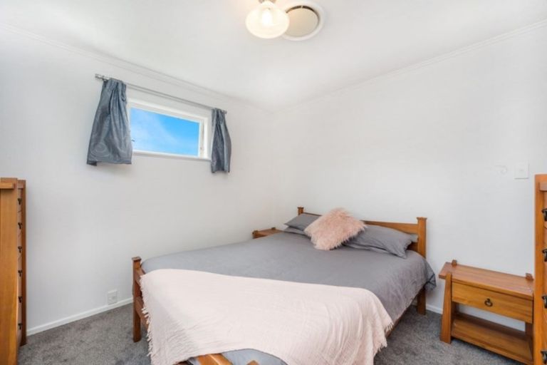 Photo of property in 37 Garden Heights Avenue, Glenview, Hamilton, 3206