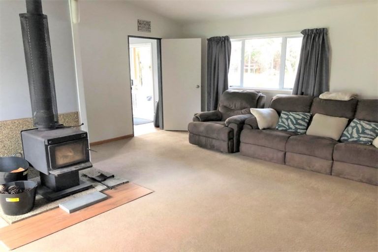 Photo of property in 80 Lethbridge Road, Otaki, 5581