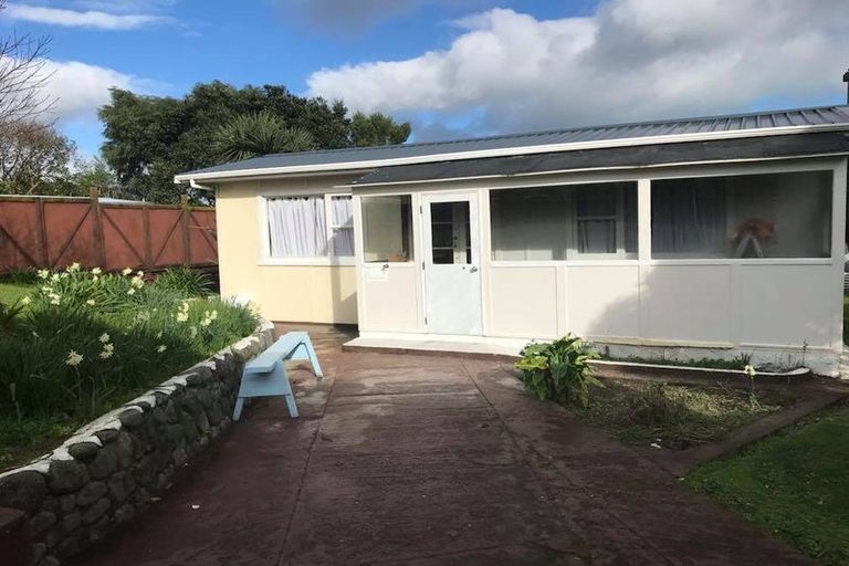 Photo of property in 37 Kapiti Road, Paraparaumu, 5032